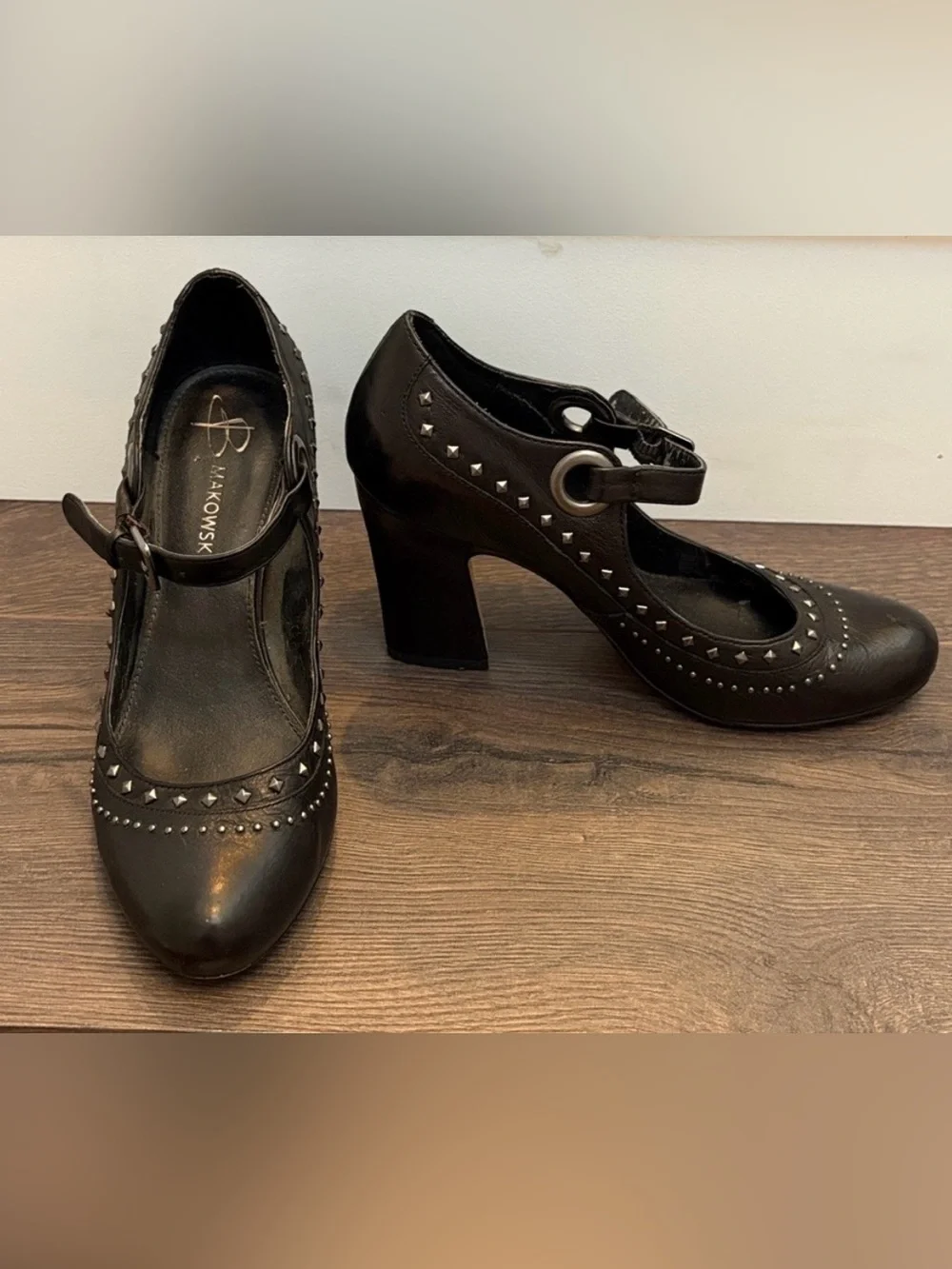 B. Makowsky Black Leather Studded Mary Jane Heels Size 6